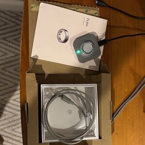 Oura Silver Ring with Charger
